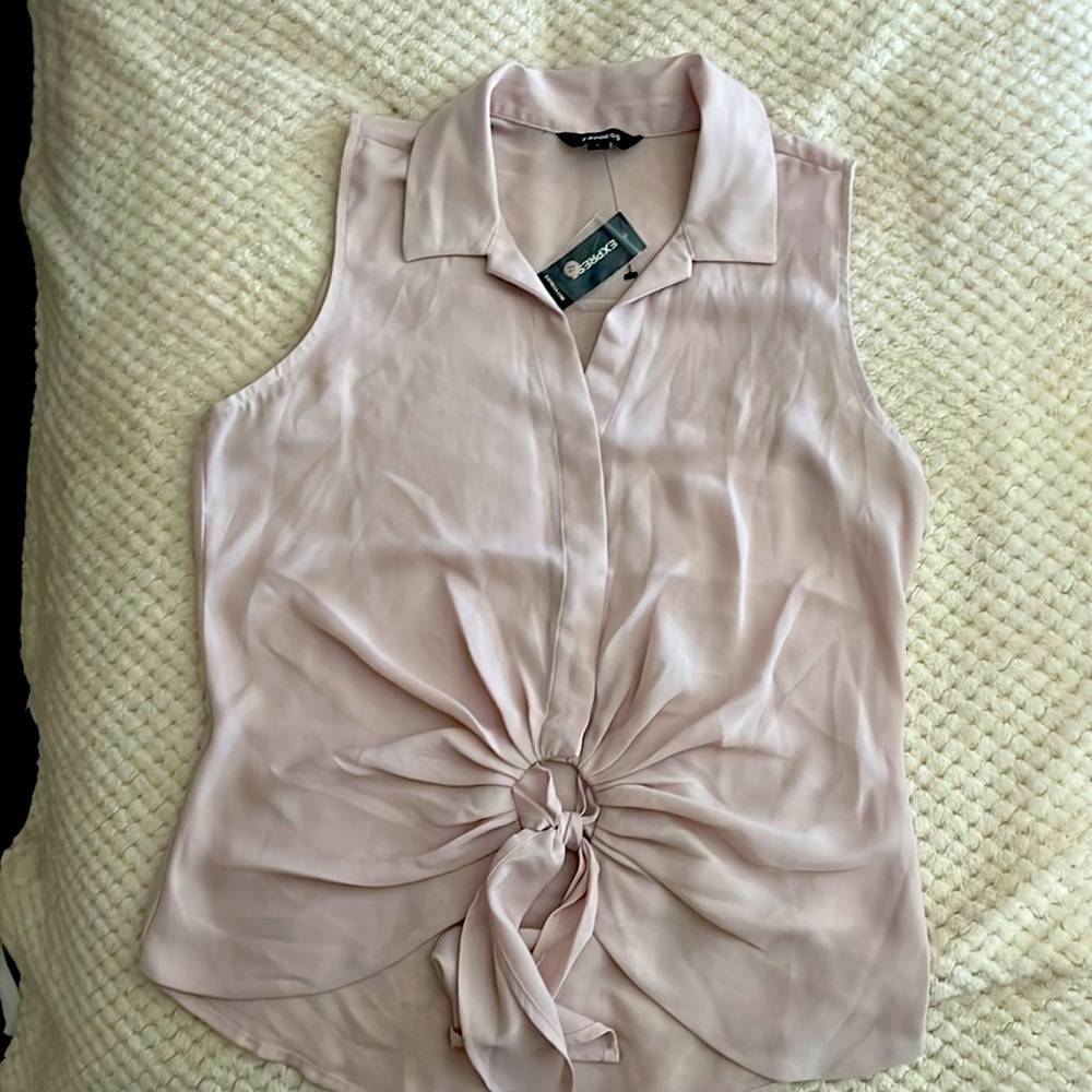 Sleeveless top